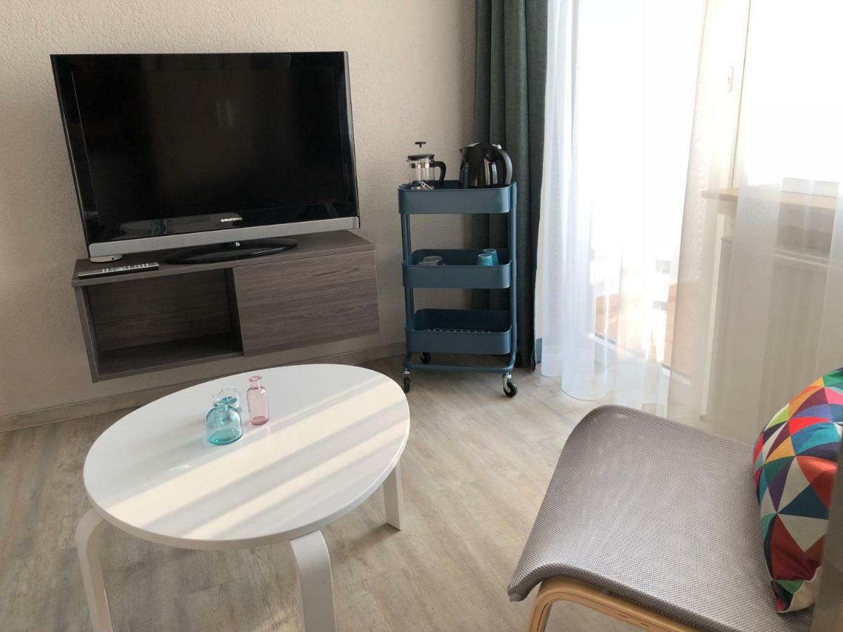 Fi-Suiten Waldeck  Εξωτερικό φωτογραφία